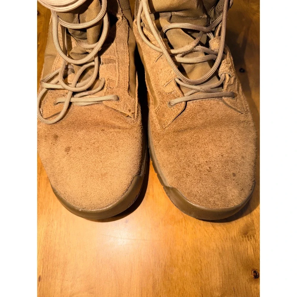 Nike SFB Field 8 Inch Tactical Boots Coyote Brown Suede Mens 631371-222